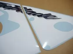 Honda CBR 929RR 2000 SC44 red blue graphics